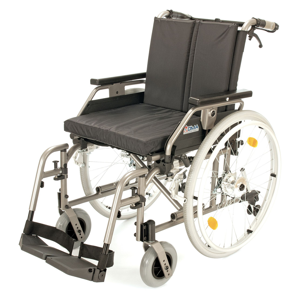 318-23 Invalidní vozík s brzdami