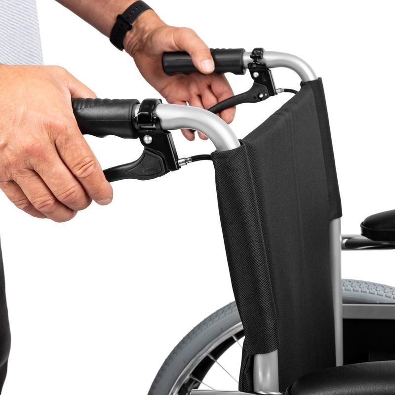 Timago Classic BD (H011) 46 cm mechanický invalidní vozík s brzdami pro doprovod - Obrázek 4
