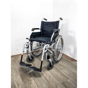 218-24WHD 4799 repas mechanický invalidní vozík (půjčovna)